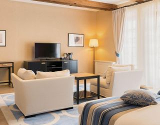 *Резиденция КРЫМСКИЙ БРИЗ HOTEL & VILLAS