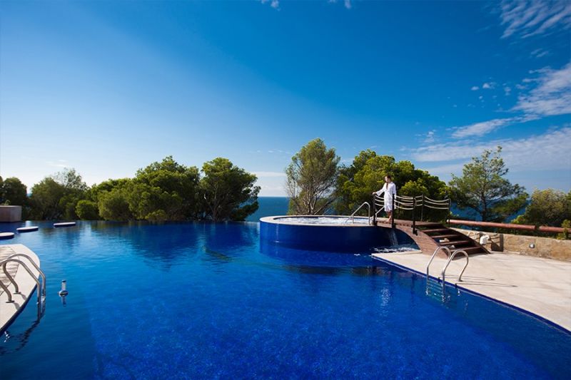 *Резиденция КРЫМСКИЙ БРИЗ HOTEL & VILLAS