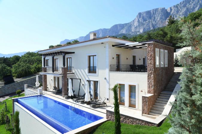 КРЫМСКИЙ БРИЗ HOTEL & VILLAS